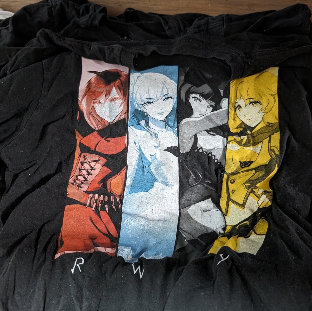 RWBY black medium shirt